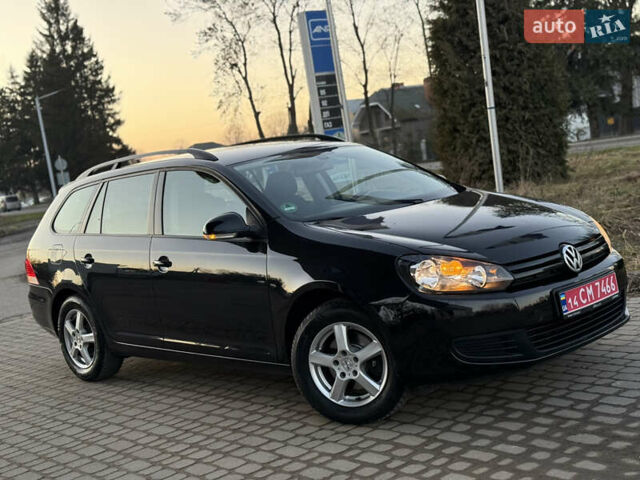 Черный Фольксваген Гольф, объемом двигателя 1.6 л и пробегом 277 тыс. км за 8200 $, фото 4 на Automoto.ua
