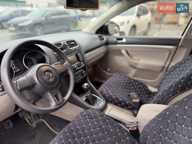 Черный Фольксваген Гольф, объемом двигателя 1.6 л и пробегом 280 тыс. км за 6300 $, фото 10 на Automoto.ua