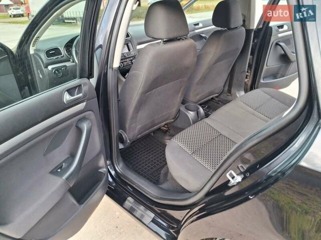 Чорний Фольксваген Гольф, об'ємом двигуна 1.6 л та пробігом 226 тис. км за 8400 $, фото 13 на Automoto.ua