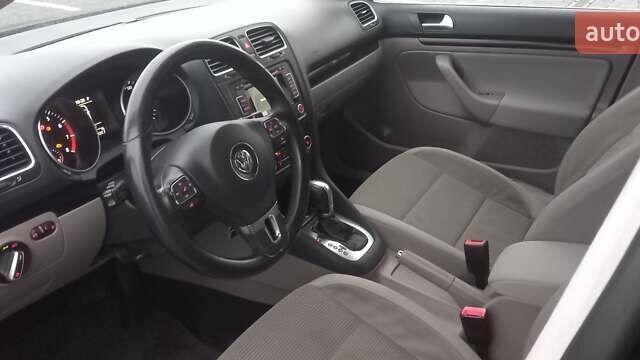 Чорний Фольксваген Гольф, об'ємом двигуна 1.39 л та пробігом 225 тис. км за 8500 $, фото 2 на Automoto.ua