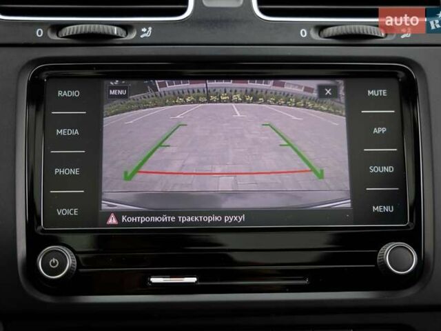 Черный Фольксваген Гольф, объемом двигателя 1.97 л и пробегом 256 тыс. км за 10900 $, фото 27 на Automoto.ua