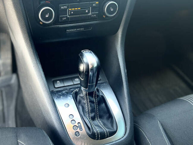 Черный Фольксваген Гольф, объемом двигателя 1.97 л и пробегом 295 тыс. км за 10499 $, фото 28 на Automoto.ua