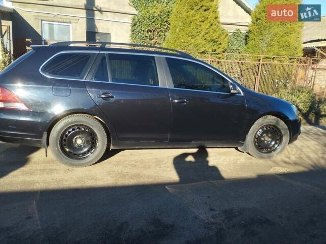 Чорний Фольксваген Гольф, об'ємом двигуна 1.6 л та пробігом 245 тис. км за 8300 $, фото 5 на Automoto.ua