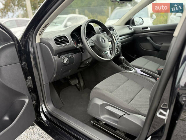 Черный Фольксваген Гольф, объемом двигателя 2 л и пробегом 200 тыс. км за 11900 $, фото 21 на Automoto.ua