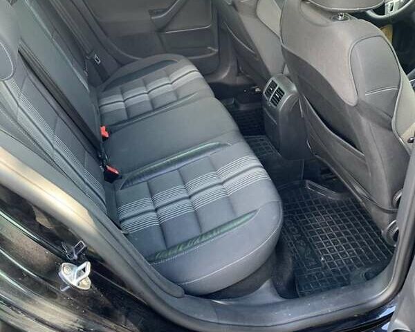 Черный Фольксваген Гольф, объемом двигателя 1.6 л и пробегом 220 тыс. км за 8300 $, фото 8 на Automoto.ua