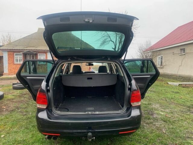 Черный Фольксваген Гольф, объемом двигателя 2 л и пробегом 298 тыс. км за 7350 $, фото 12 на Automoto.ua