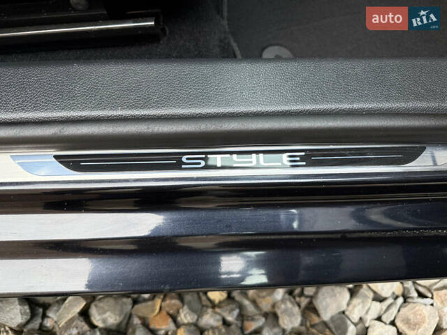 Черный Фольксваген Гольф, объемом двигателя 1.2 л и пробегом 178 тыс. км за 6500 $, фото 30 на Automoto.ua