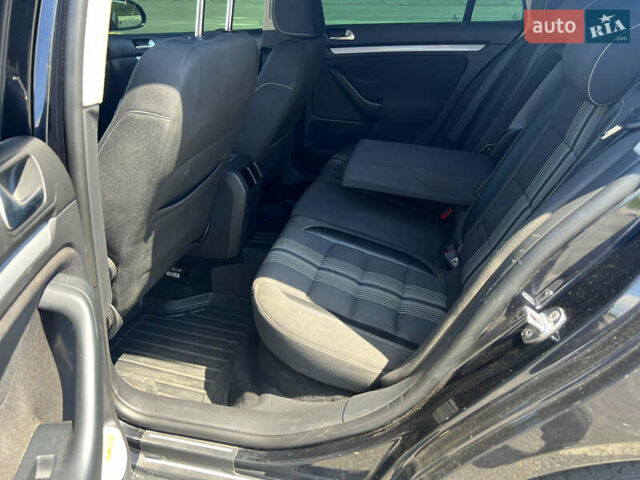 Черный Фольксваген Гольф, объемом двигателя 1.97 л и пробегом 295 тыс. км за 10499 $, фото 18 на Automoto.ua