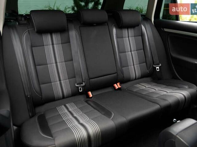 Черный Фольксваген Гольф, объемом двигателя 1.97 л и пробегом 256 тыс. км за 10900 $, фото 37 на Automoto.ua