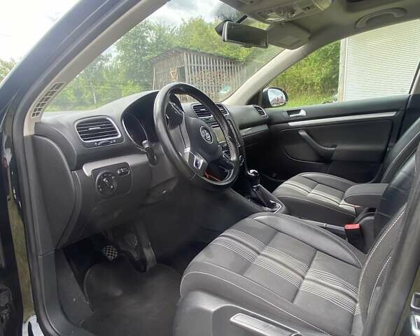 Чорний Фольксваген Гольф, об'ємом двигуна 1.6 л та пробігом 199 тис. км за 8999 $, фото 10 на Automoto.ua