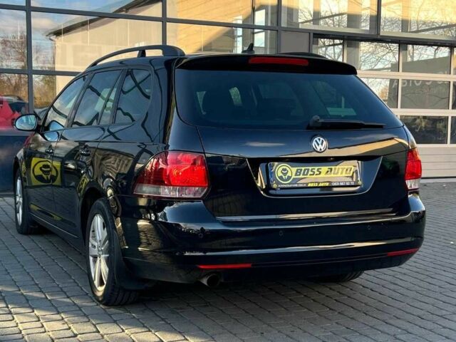 Черный Фольксваген Гольф, объемом двигателя 1.6 л и пробегом 250 тыс. км за 6000 $, фото 4 на Automoto.ua