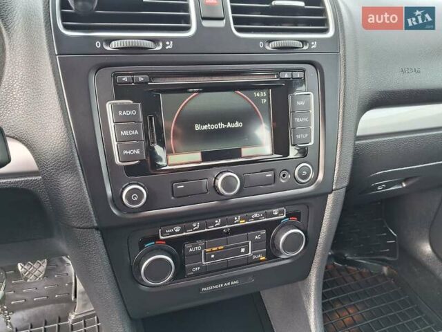 Чорний Фольксваген Гольф, об'ємом двигуна 1.6 л та пробігом 226 тис. км за 8400 $, фото 20 на Automoto.ua