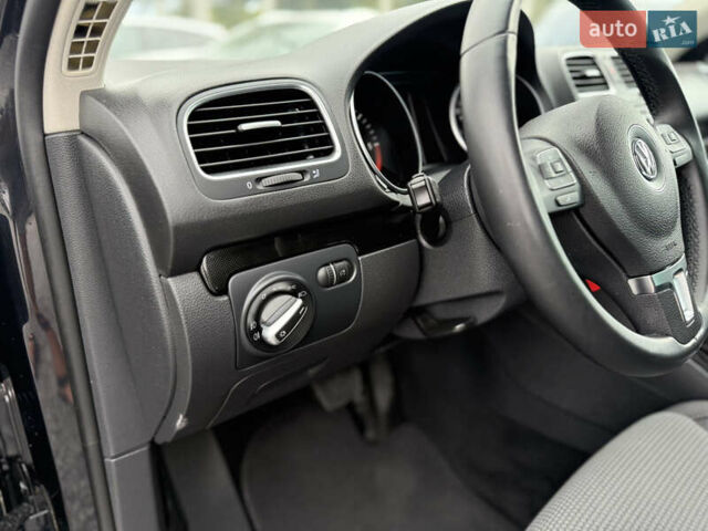 Черный Фольксваген Гольф, объемом двигателя 2 л и пробегом 200 тыс. км за 11900 $, фото 22 на Automoto.ua