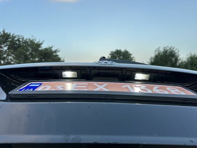 Черный Фольксваген Гольф, объемом двигателя 1.6 л и пробегом 245 тыс. км за 7900 $, фото 13 на Automoto.ua