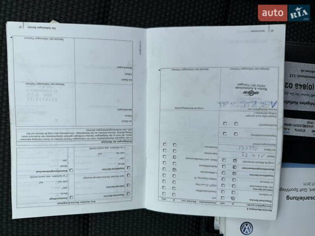 Черный Фольксваген Гольф, объемом двигателя 2 л и пробегом 200 тыс. км за 11900 $, фото 42 на Automoto.ua