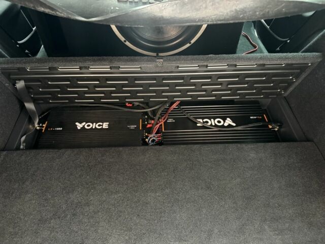 Черный Фольксваген Гольф, объемом двигателя 2 л и пробегом 226 тыс. км за 9500 $, фото 14 на Automoto.ua