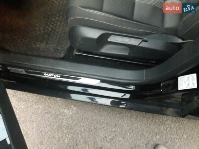 Черный Фольксваген Гольф, объемом двигателя 1.97 л и пробегом 230 тыс. км за 10400 $, фото 4 на Automoto.ua