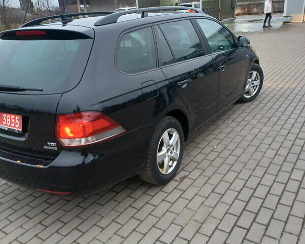 Чорний Фольксваген Гольф, об'ємом двигуна 0 л та пробігом 237 тис. км за 8600 $, фото 5 на Automoto.ua