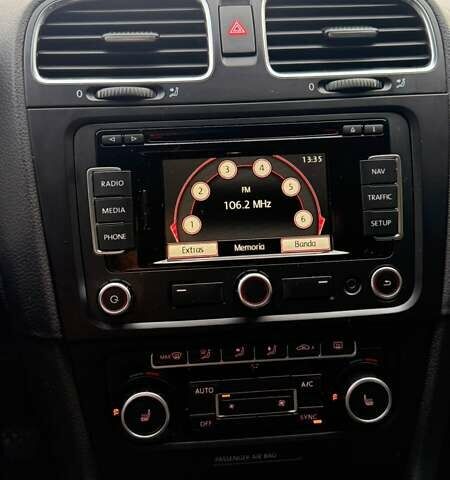 Черный Фольксваген Гольф, объемом двигателя 1.6 л и пробегом 102 тыс. км за 10450 $, фото 25 на Automoto.ua