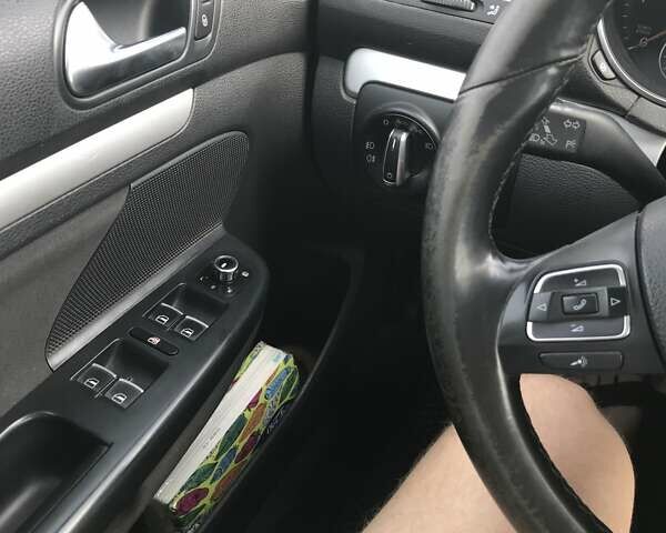 Черный Фольксваген Гольф, объемом двигателя 1.6 л и пробегом 256 тыс. км за 8200 $, фото 11 на Automoto.ua