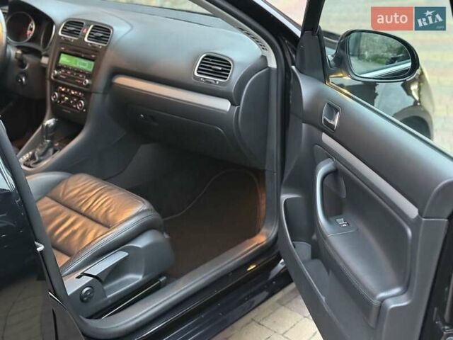 Чорний Фольксваген Гольф, об'ємом двигуна 1.39 л та пробігом 186 тис. км за 8200 $, фото 28 на Automoto.ua