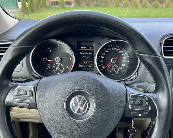 Чорний Фольксваген Гольф, об'ємом двигуна 2 л та пробігом 322 тис. км за 8500 $, фото 5 на Automoto.ua