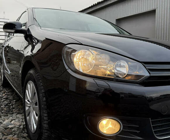 Черный Фольксваген Гольф, объемом двигателя 1.2 л и пробегом 178 тыс. км за 6500 $, фото 9 на Automoto.ua