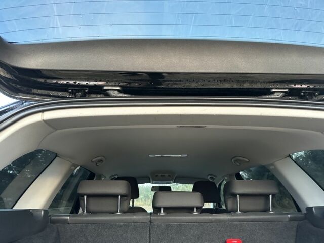 Черный Фольксваген Гольф, объемом двигателя 1.6 л и пробегом 245 тыс. км за 7900 $, фото 15 на Automoto.ua