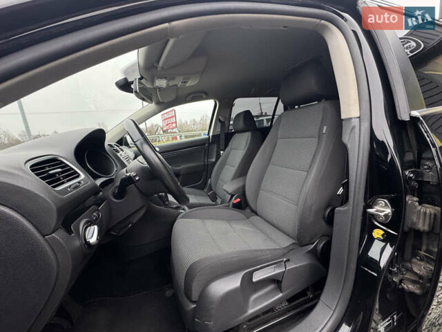 Черный Фольксваген Гольф, объемом двигателя 1.97 л и пробегом 233 тыс. км за 9999 $, фото 49 на Automoto.ua