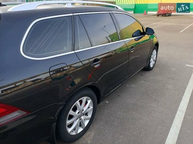 Черный Фольксваген Гольф, объемом двигателя 1.6 л и пробегом 260 тыс. км за 8500 $, фото 7 на Automoto.ua