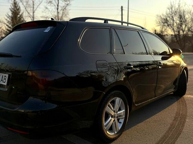 Черный Фольксваген Гольф, объемом двигателя 1.6 л и пробегом 32000 тыс. км за 10200 $, фото 12 на Automoto.ua