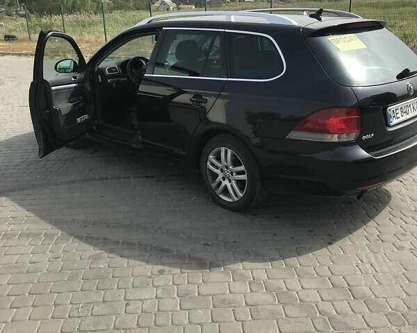 Черный Фольксваген Гольф, объемом двигателя 1.6 л и пробегом 256 тыс. км за 8200 $, фото 1 на Automoto.ua