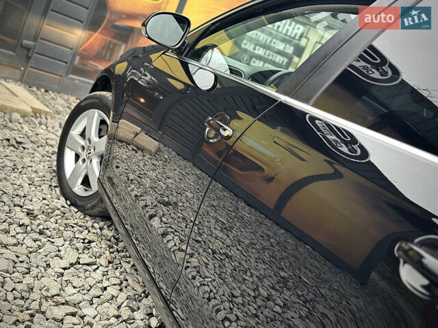 Черный Фольксваген Гольф, объемом двигателя 1.97 л и пробегом 233 тыс. км за 9999 $, фото 26 на Automoto.ua