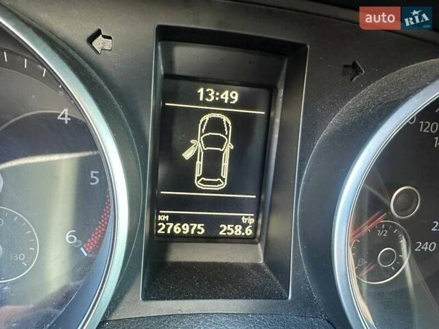 Черный Фольксваген Гольф, объемом двигателя 1.6 л и пробегом 276 тыс. км за 9200 $, фото 16 на Automoto.ua