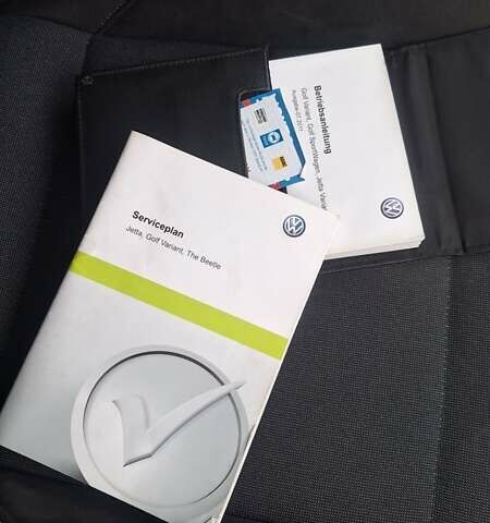 Черный Фольксваген Гольф, объемом двигателя 1.2 л и пробегом 209 тыс. км за 7650 $, фото 46 на Automoto.ua