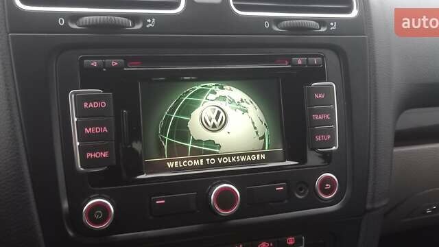 Чорний Фольксваген Гольф, об'ємом двигуна 1.39 л та пробігом 225 тис. км за 8500 $, фото 14 на Automoto.ua