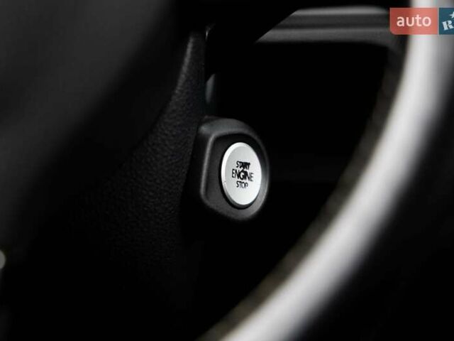 Черный Фольксваген Гольф, объемом двигателя 1.97 л и пробегом 256 тыс. км за 10900 $, фото 23 на Automoto.ua