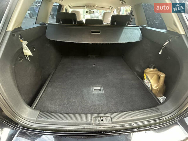 Чорний Фольксваген Гольф, об'ємом двигуна 1.6 л та пробігом 320 тис. км за 8200 $, фото 15 на Automoto.ua