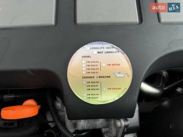 Черный Фольксваген Гольф, объемом двигателя 1.6 л и пробегом 207 тыс. км за 9300 $, фото 57 на Automoto.ua