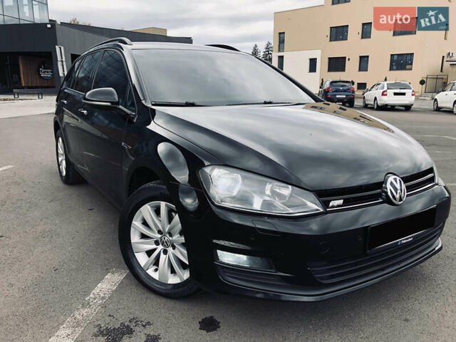 Черный Фольксваген Гольф, объемом двигателя 1.6 л и пробегом 330 тыс. км за 11000 $, фото 5 на Automoto.ua