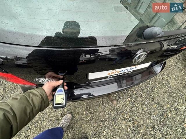 Черный Фольксваген Гольф, объемом двигателя 1.6 л и пробегом 207 тыс. км за 9300 $, фото 75 на Automoto.ua