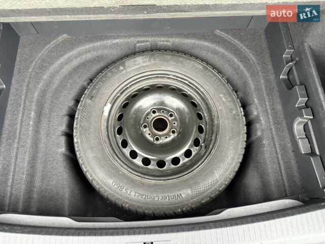 Черный Фольксваген Гольф, объемом двигателя 2 л и пробегом 245 тыс. км за 11700 $, фото 41 на Automoto.ua