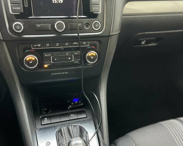 Чорний Фольксваген Гольф, об'ємом двигуна 1.97 л та пробігом 297 тис. км за 9200 $, фото 14 на Automoto.ua