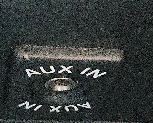 Черный Фольксваген Гольф, объемом двигателя 1.6 л и пробегом 326 тыс. км за 8950 $, фото 32 на Automoto.ua