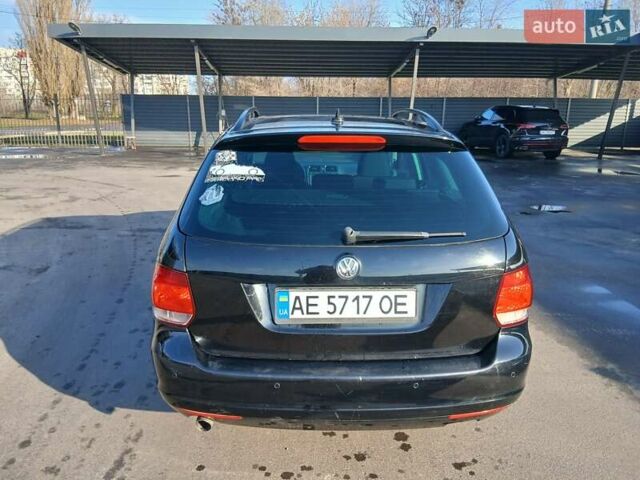 Черный Фольксваген Гольф, объемом двигателя 1.6 л и пробегом 270 тыс. км за 8000 $, фото 1 на Automoto.ua