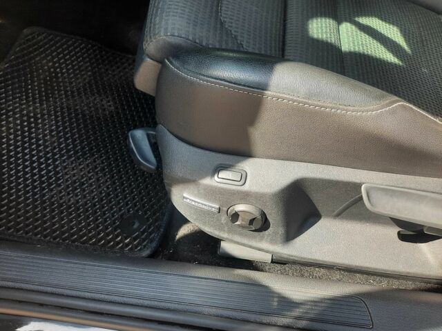 Чорний Фольксваген Гольф, об'ємом двигуна 1.6 л та пробігом 260 тис. км за 8799 $, фото 11 на Automoto.ua