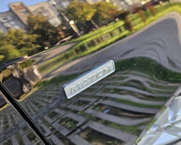 Черный Фольксваген Гольф, объемом двигателя 1.6 л и пробегом 326 тыс. км за 8950 $, фото 1 на Automoto.ua