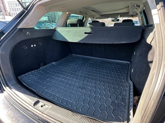 Черный Фольксваген Гольф, объемом двигателя 1.6 л и пробегом 270 тыс. км за 8350 $, фото 11 на Automoto.ua