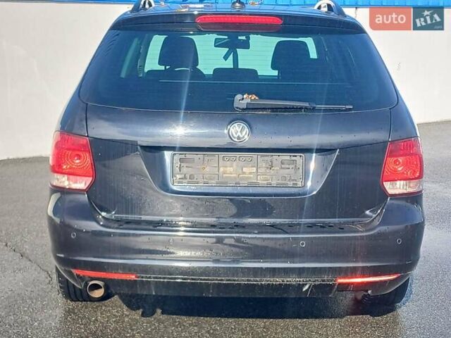 Черный Фольксваген Гольф, объемом двигателя 1.6 л и пробегом 266 тыс. км за 8600 $, фото 3 на Automoto.ua
