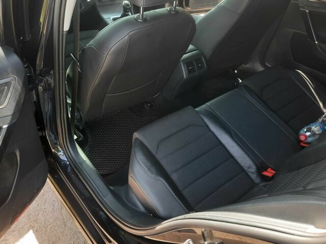 Чорний Фольксваген Гольф, об'ємом двигуна 1.6 л та пробігом 260 тис. км за 8799 $, фото 14 на Automoto.ua